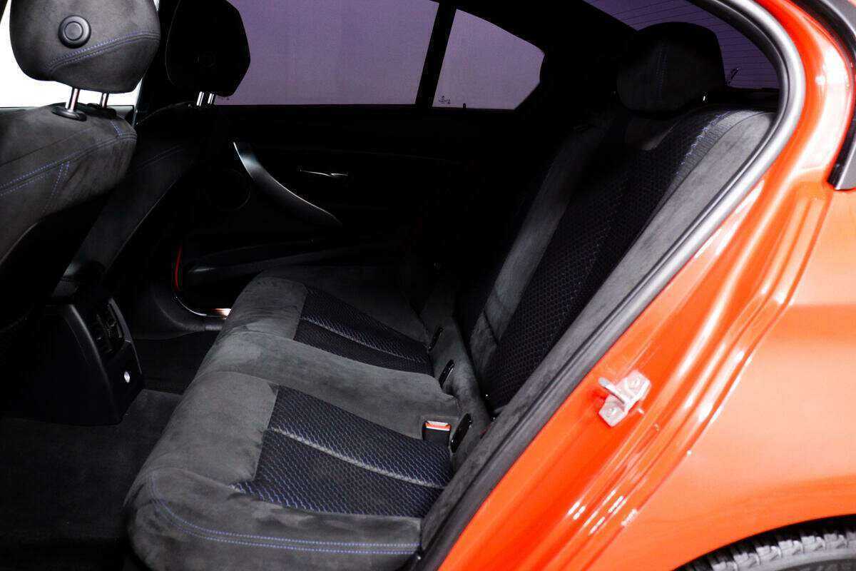 Б/У БМВ 3 серии 2013 года. Фото: #11