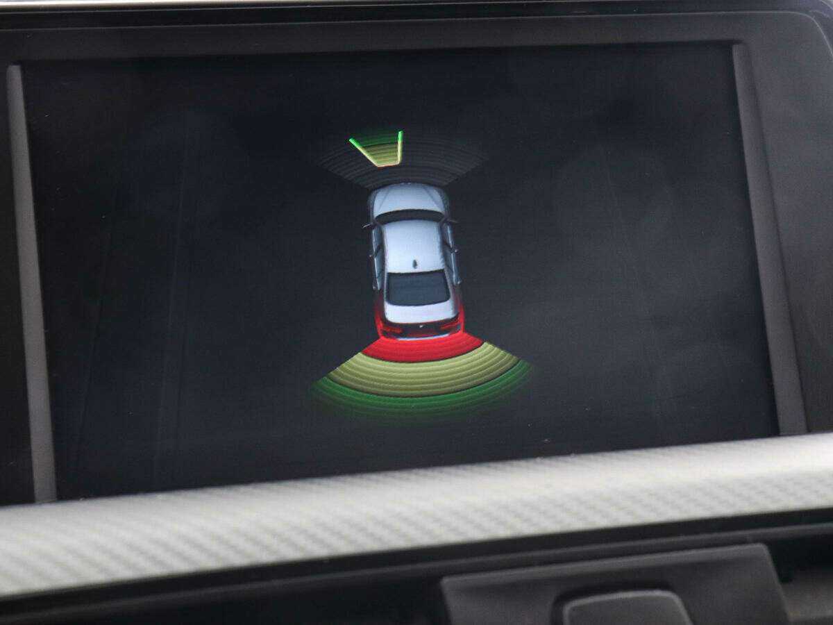 Б/У БМВ 3 серии 2017 года. Фото: #9