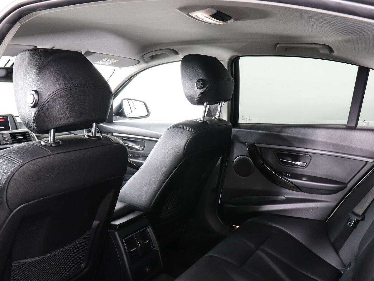 Б/У БМВ 3 серии 2016 года. Фото: #8