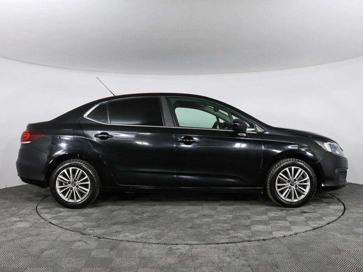 Б/У Ситроен Ц4 2018 года. Фото: #3