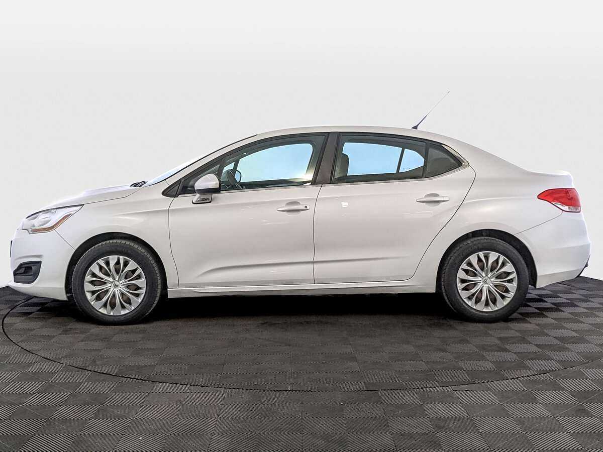 Б/У Ситроен Ц4 2016 года. Фото: #7