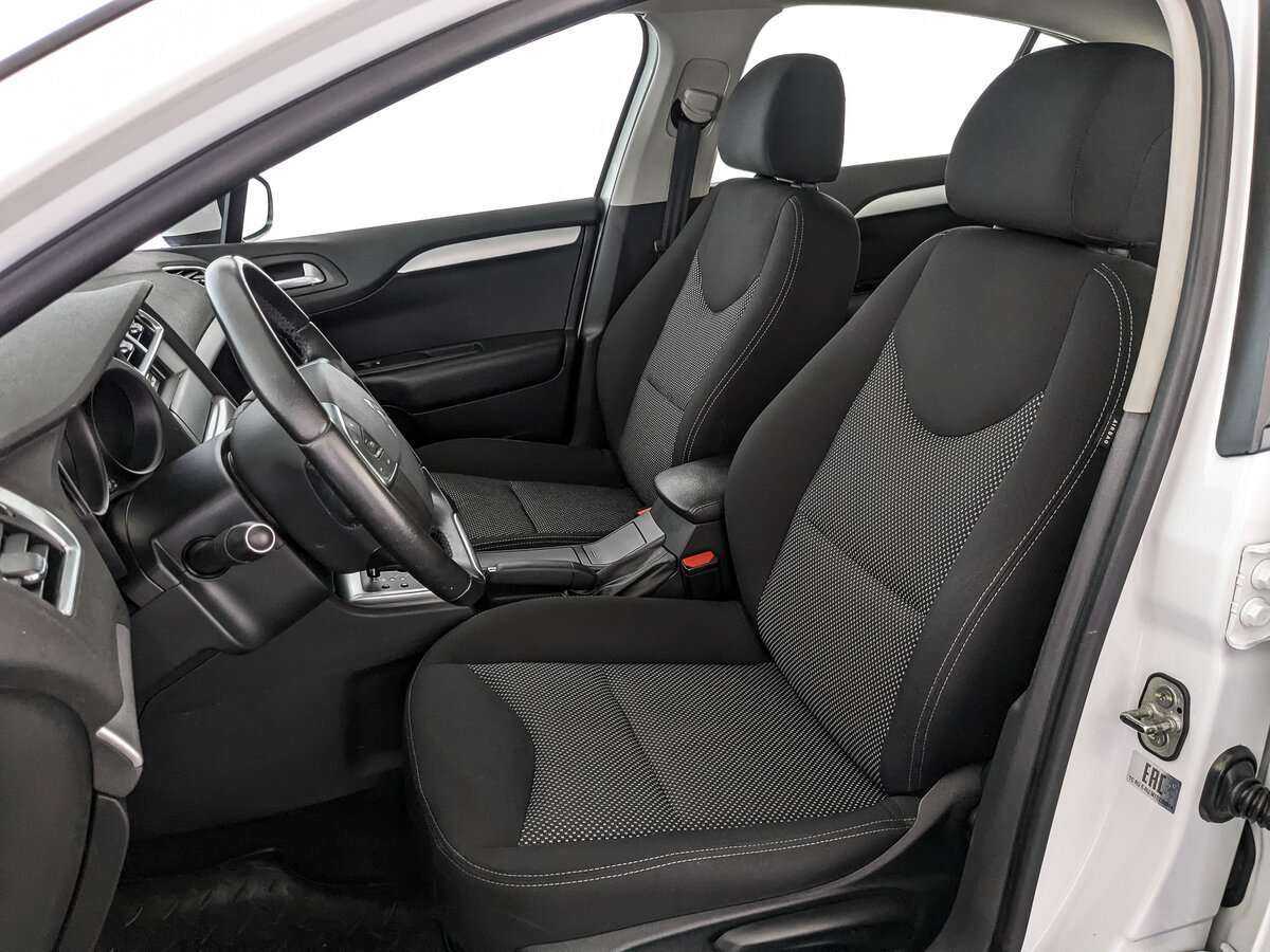 Б/У Ситроен Ц4 2016 года. Фото: #17