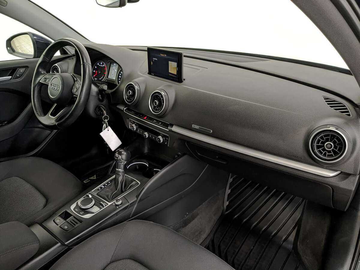 Б/У Ауди А3 2016 года. Фото: #7