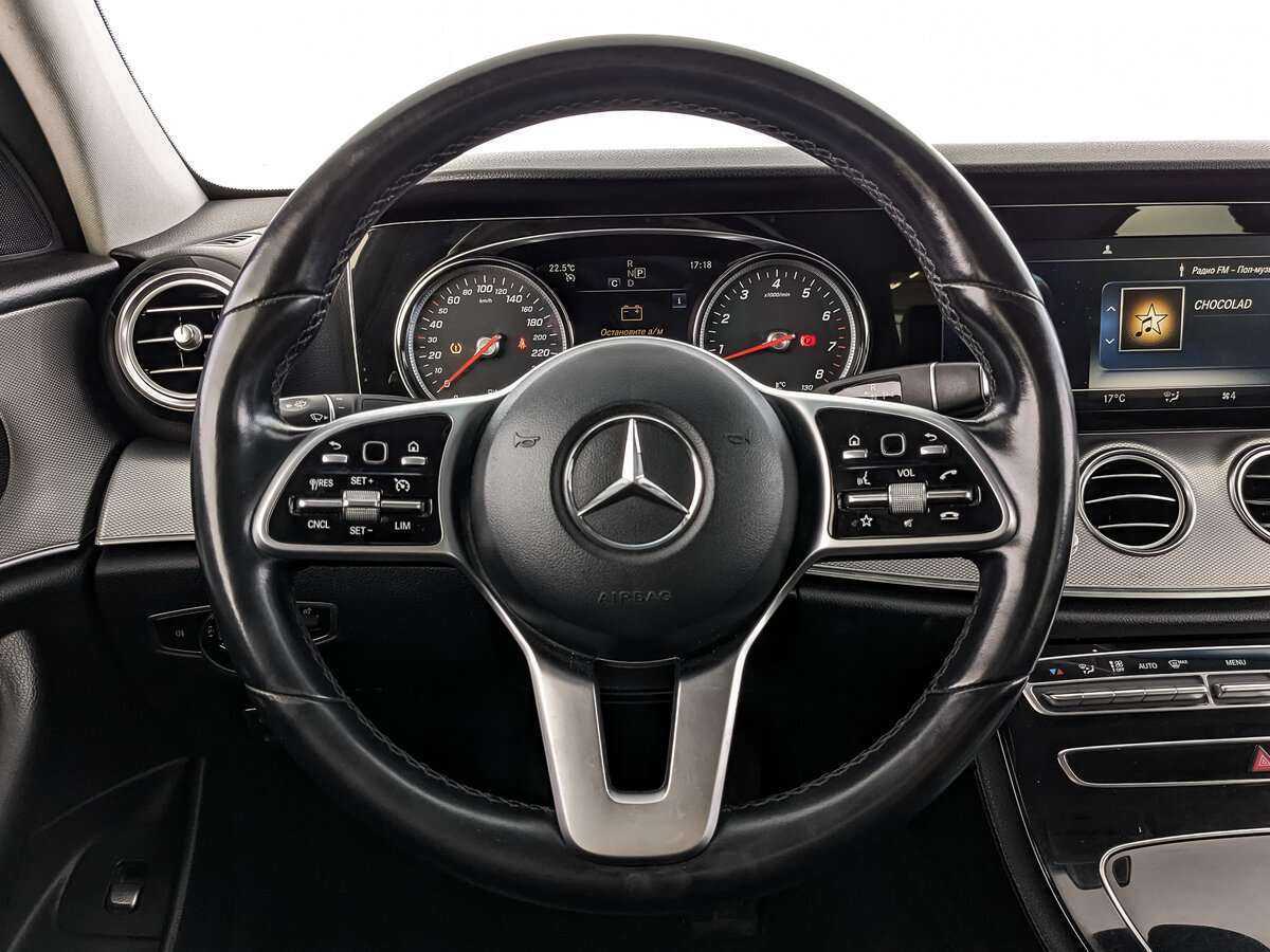 Б/У Мерседес-Бенц Е-Класс 2018 года. Фото: #17