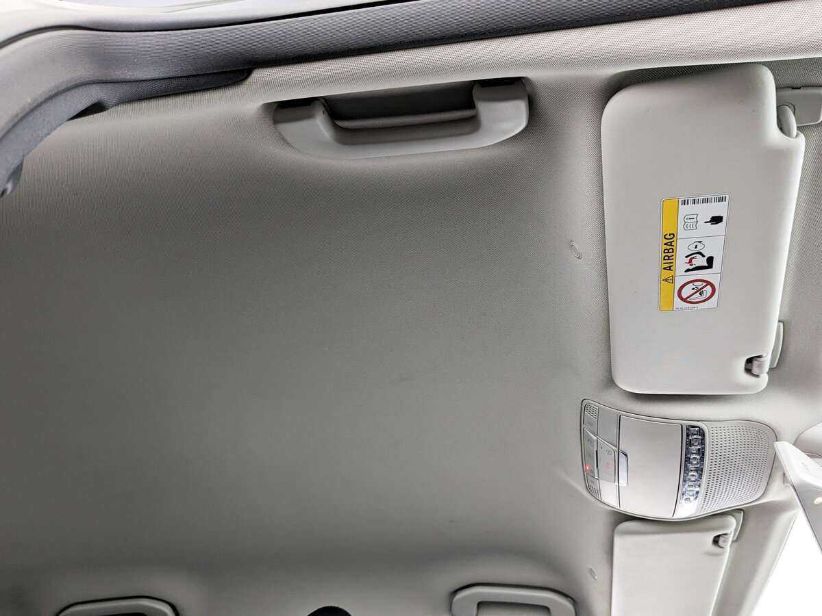 Б/У Мерседес-Бенц Е-Класс 2018 года. Фото: #18