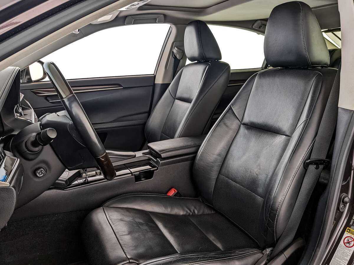 Б/У Лексус ЕС 2014 года. Фото: #17