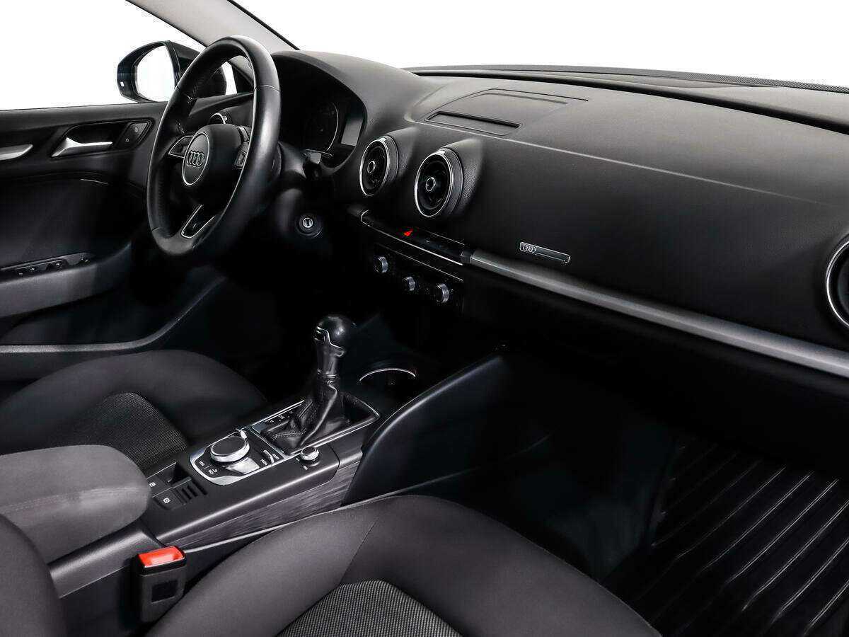 Б/У Ауди А3 2019 года. Фото: #10