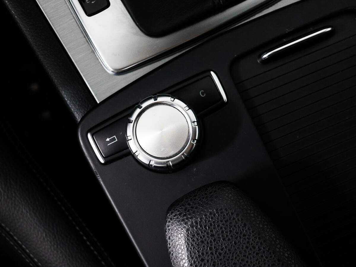 Б/У Мерседес-Бенц Ц-Класс 2015 года. Фото: #10