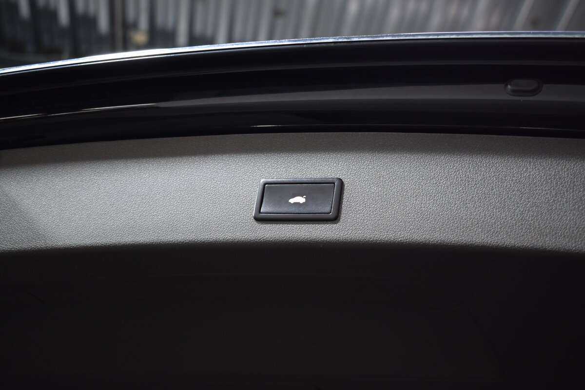 Б/У Ауди К5 2012 года. Фото: #6