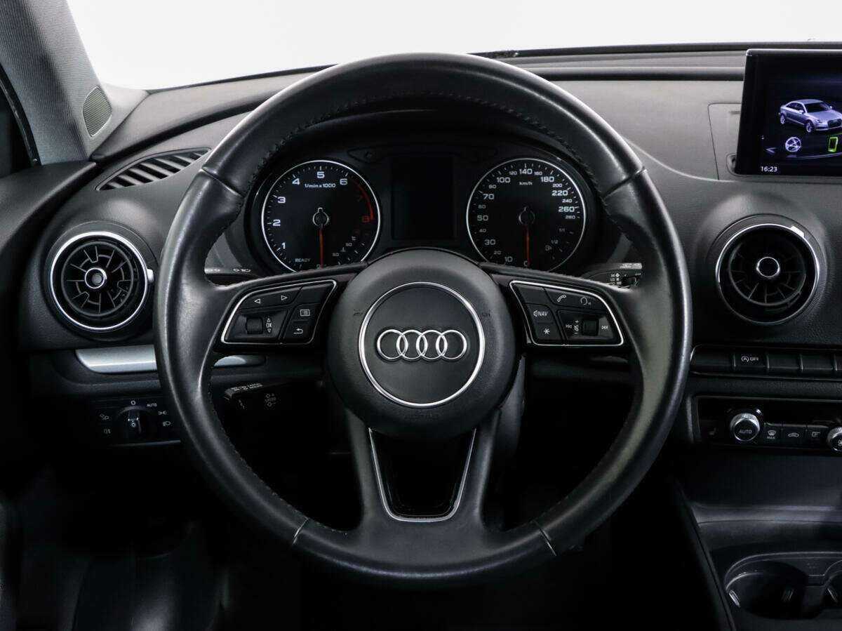 Б/У Ауди А3 2019 года. Фото: #8