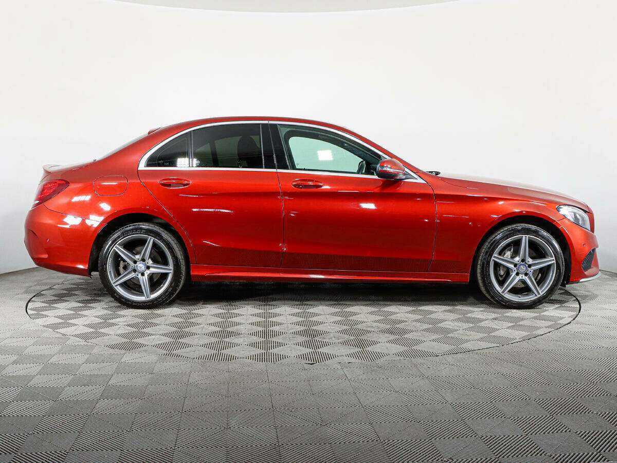 Б/У Мерседес-Бенц Ц-Класс 2015 года. Фото: #3