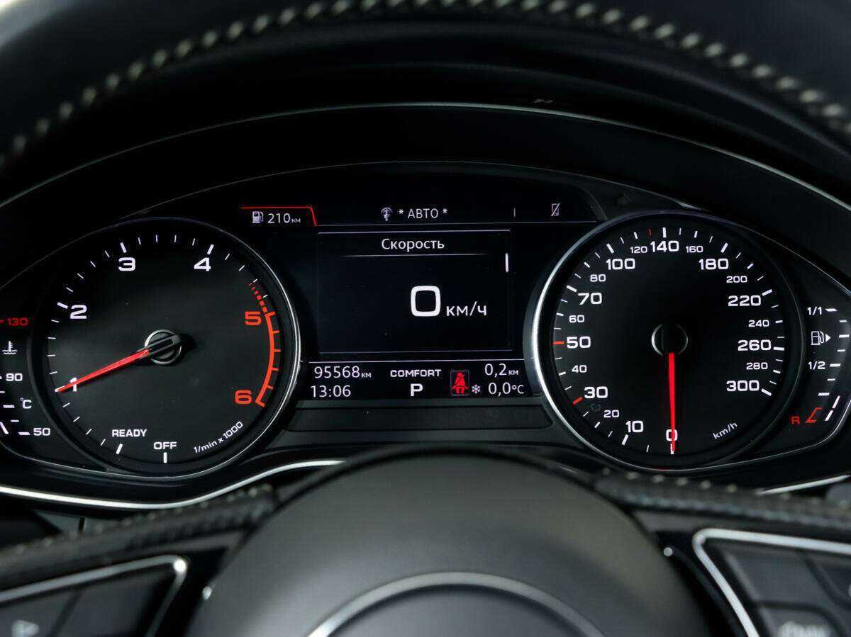 Б/У Ауди А4 2019 года. Фото: #21