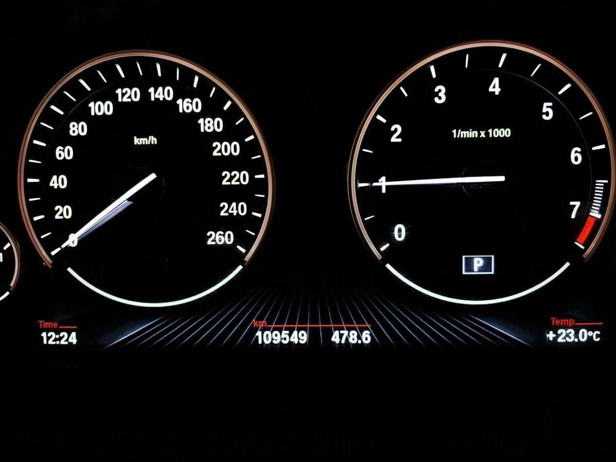 Б/У БМВ Икс3 2014 года. Фото: #15