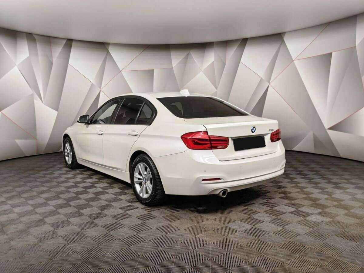 Б/У БМВ 3 серии 2018 года. Фото: #3