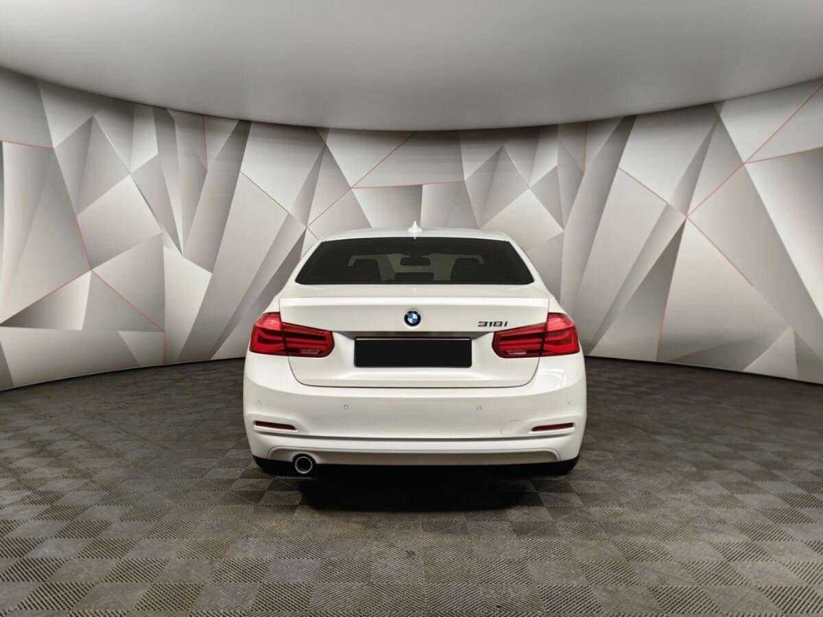 Б/У БМВ 3 серии 2018 года. Фото: #7