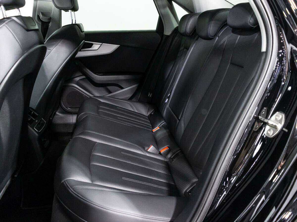 Б/У Ауди А4 2018 года. Фото: #9