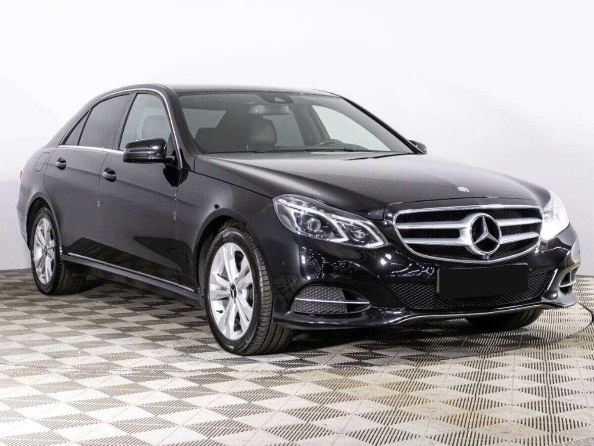 Б/У Мерседес-Бенц Е-Класс 2014 года. Фото: #2