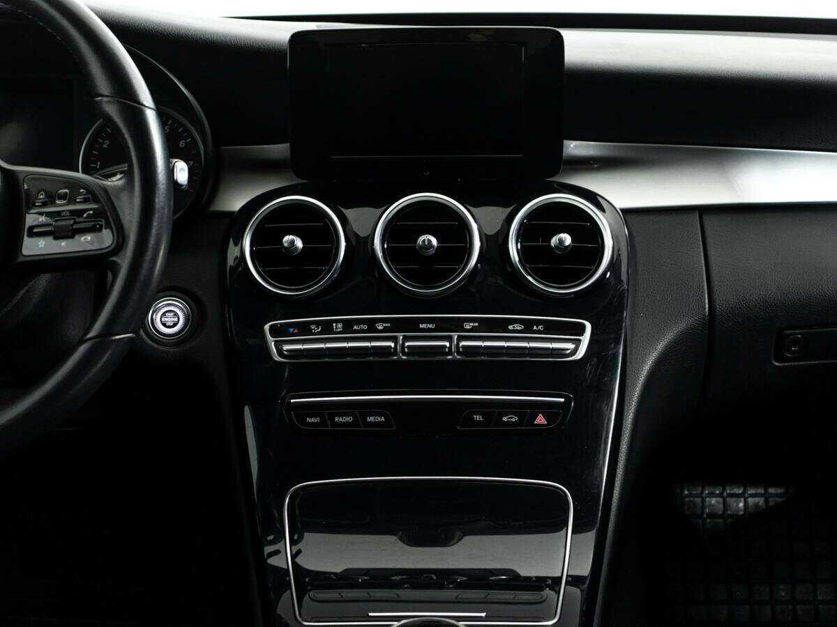 Б/У Мерседес-Бенц Ц-Класс 2019 года. Фото: #13