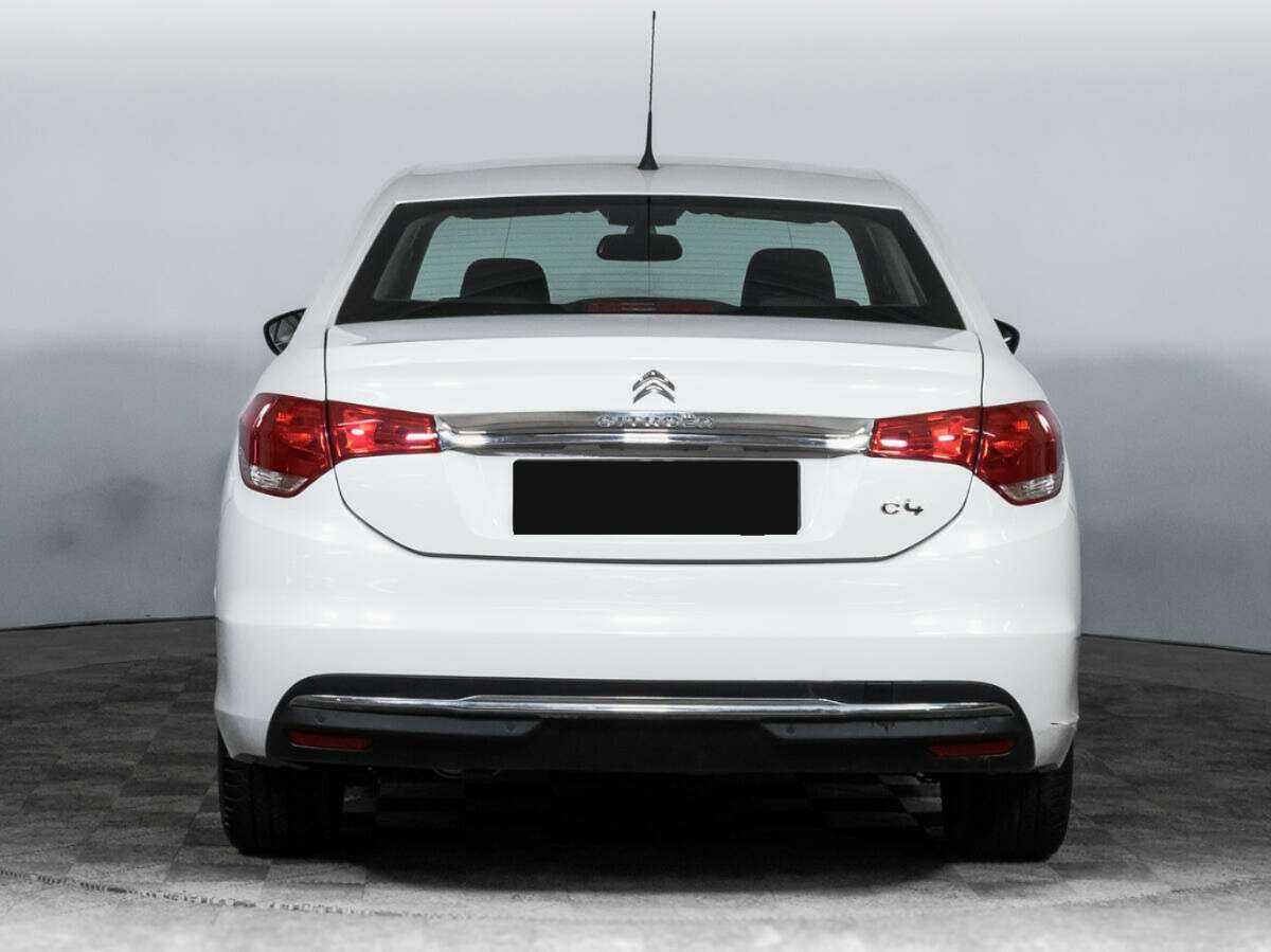 Б/У Ситроен Ц4 2016 года. Фото: #5