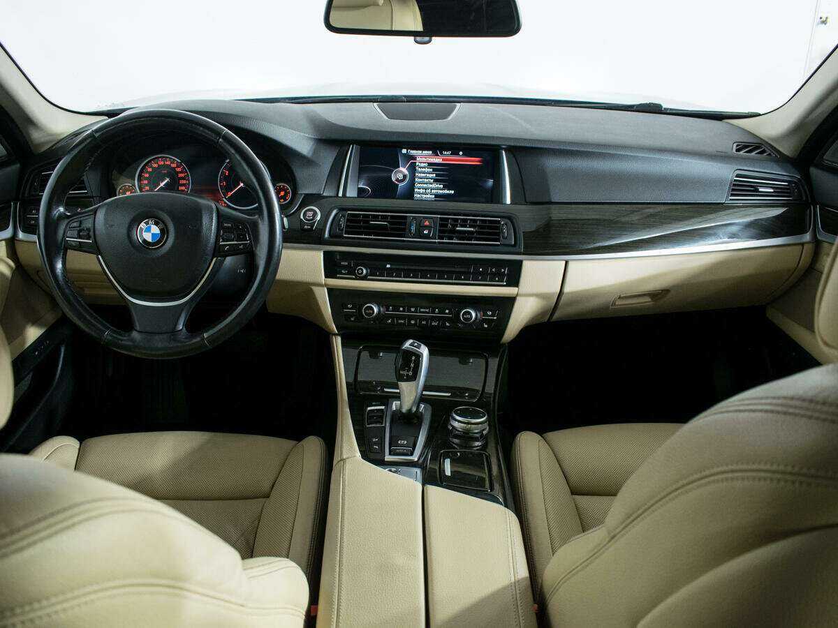 Б/У БМВ 5 серии 2016 года. Фото: #11