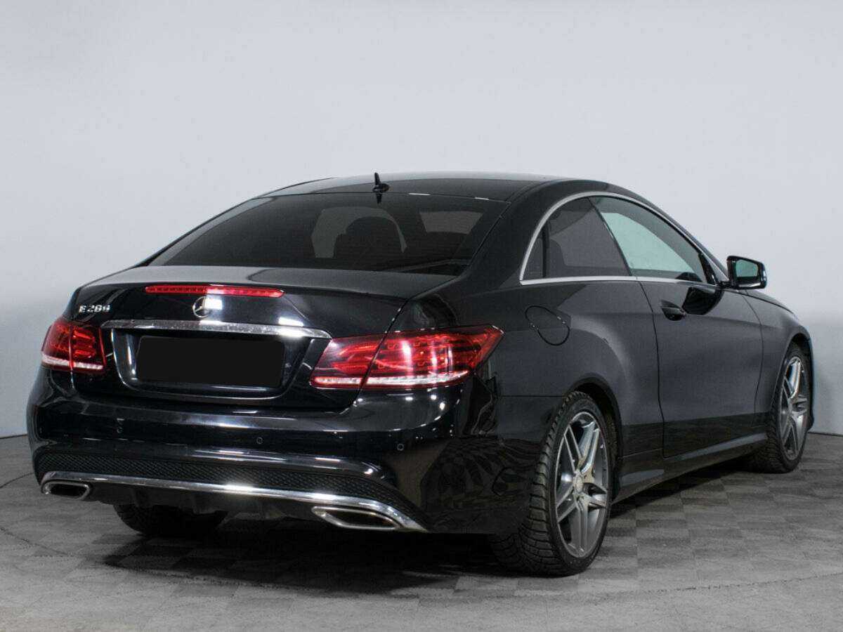 Б/У Мерседес-Бенц Е-Класс 2014 года. Фото: #4