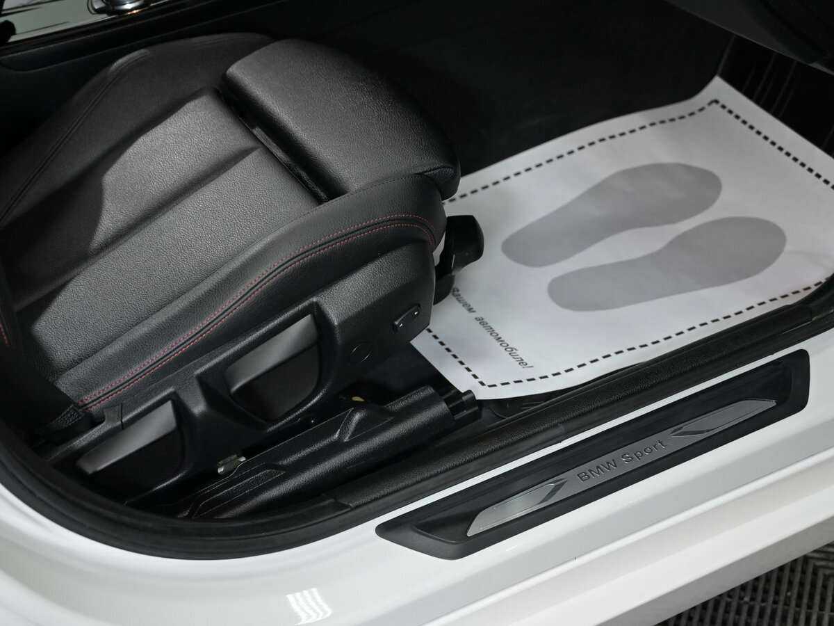 Б/У БМВ 3 серии 2015 года. Фото: #8