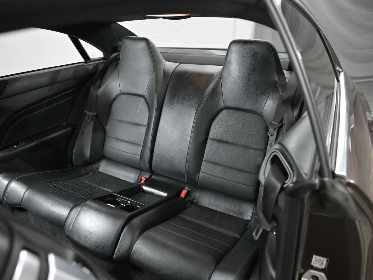 Б/У Мерседес-Бенц Е-Класс 2014 года. Фото: #18