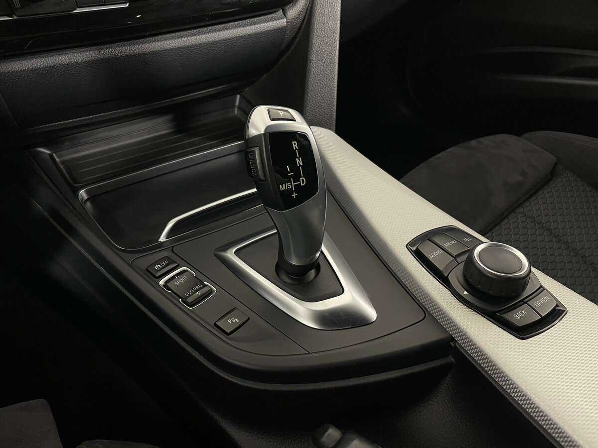 Б/У БМВ 3 серии 2016 года. Фото: #22