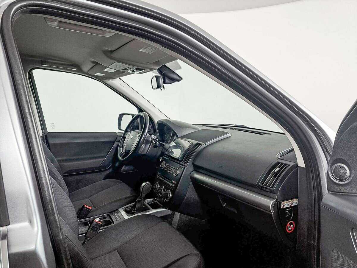 Б/У Лэнд Ровер Фрилендер 2013 года. Фото: #8