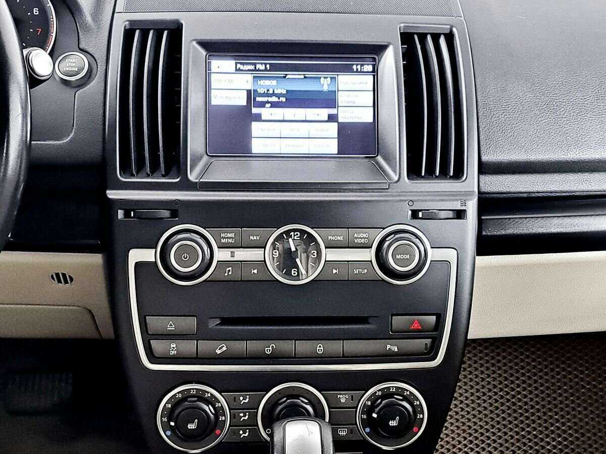 Б/У Лэнд Ровер Фрилендер 2014 года. Фото: #12