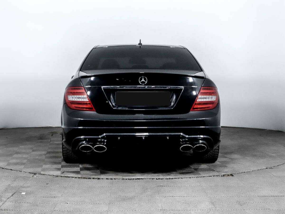 Б/У Мерседес-Бенц Ц-Класс 2013 года. Фото: #4