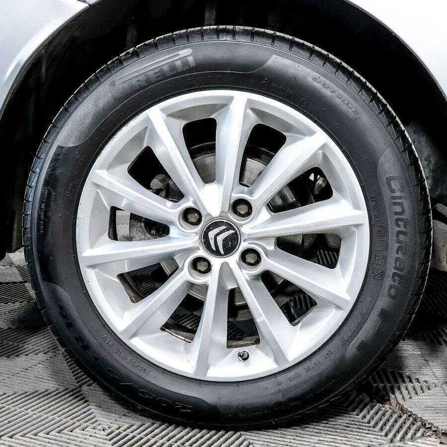 Б/У Ситроен Ц4 2015 года. Фото: #14