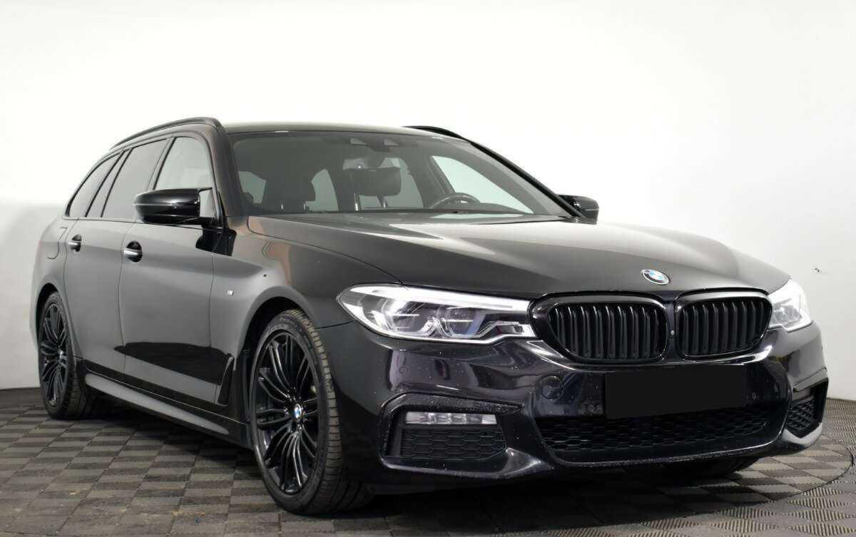 Б/У БМВ 5 серии 2018 года. Фото: #2