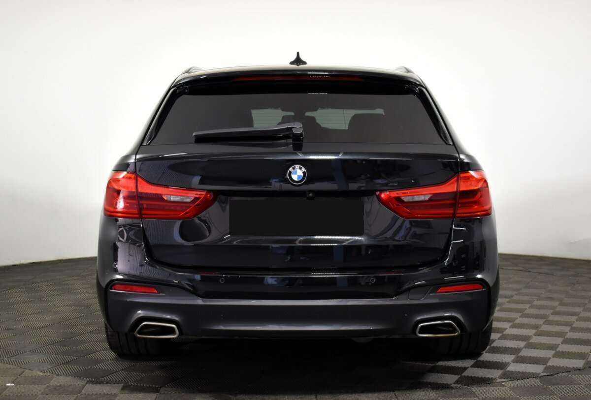 Б/У БМВ 5 серии 2018 года. Фото: #4