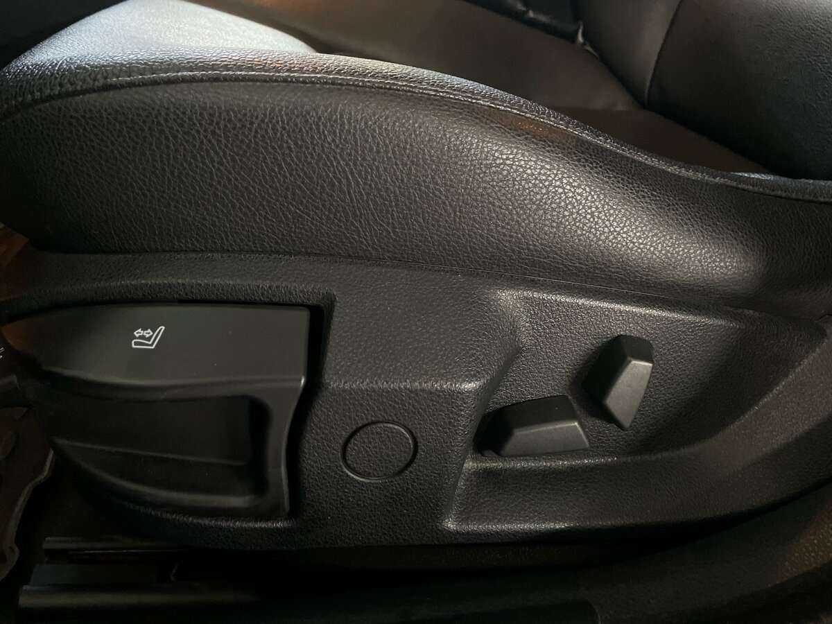 Б/У БМВ 5 серии 2012 года. Фото: #22