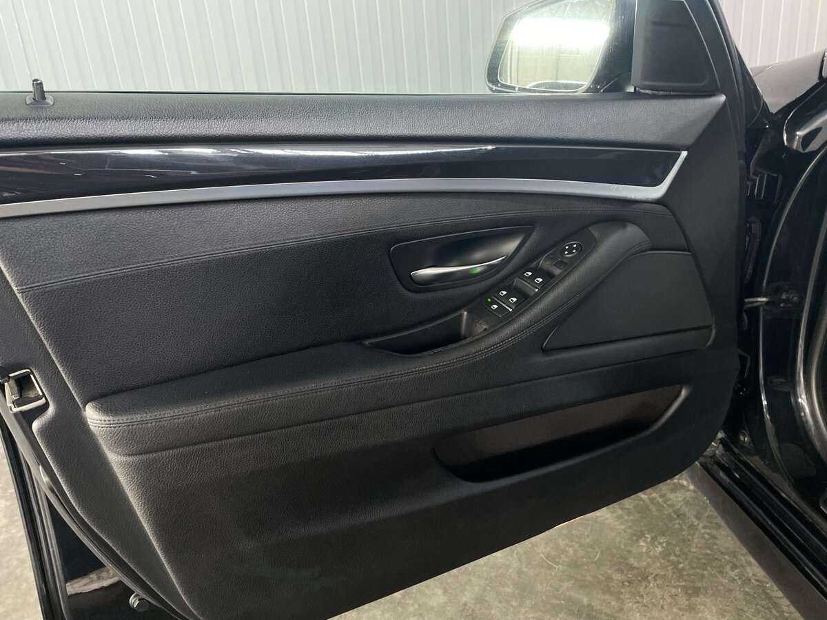 Б/У БМВ 5 серии 2012 года. Фото: #23