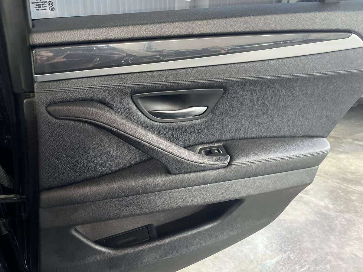 Б/У БМВ 5 серии 2012 года. Фото: #26