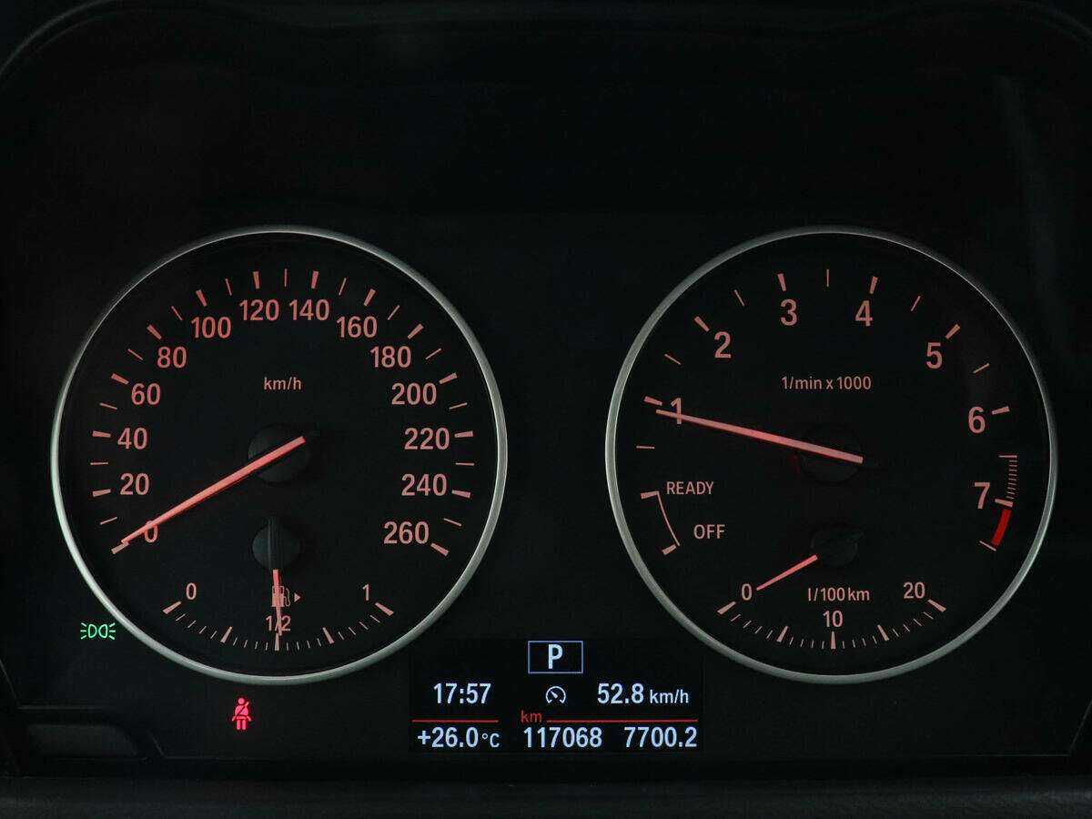 Б/У БМВ Икс1 2017 года. Фото: #9