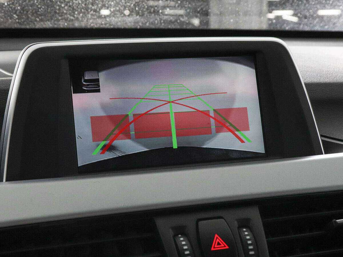 Б/У БМВ Икс1 2017 года. Фото: #11