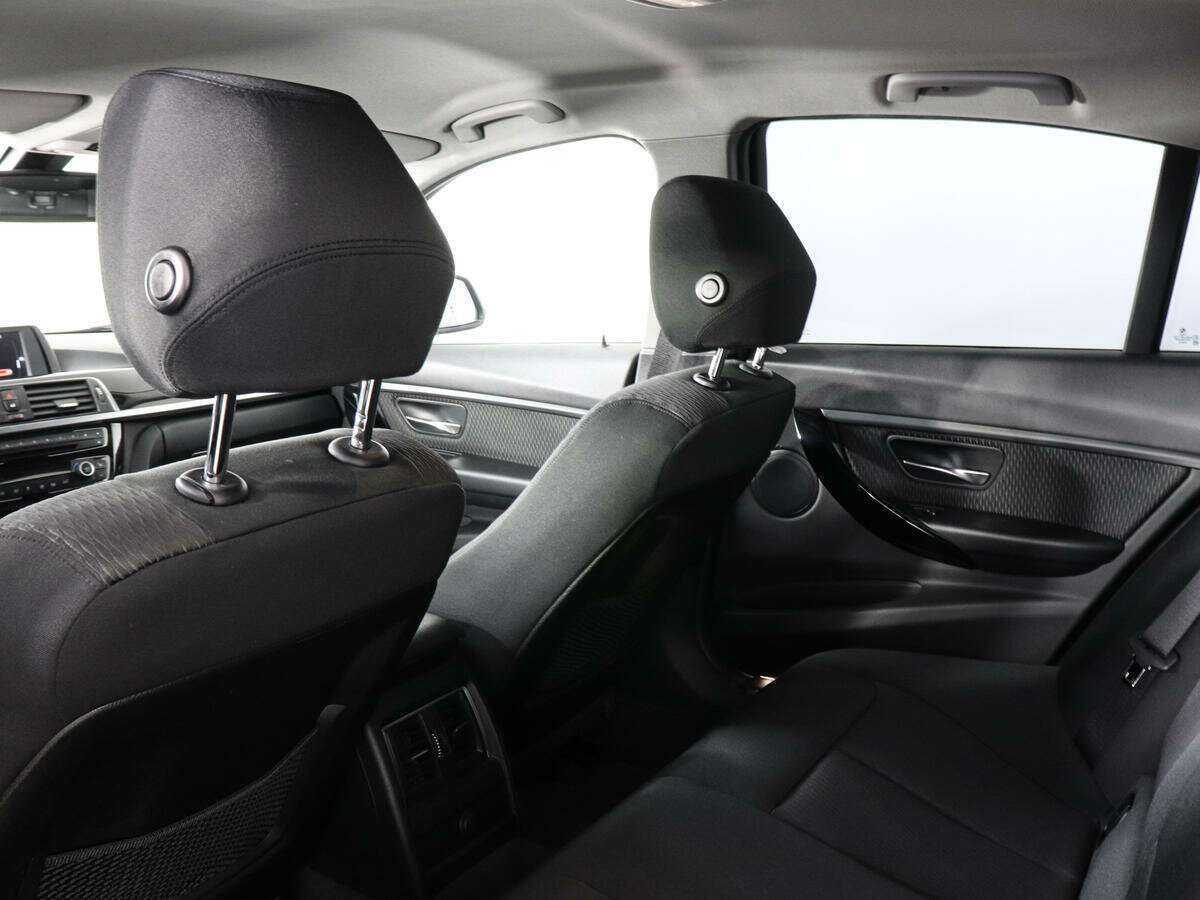 Б/У БМВ 3 серии 2015 года. Фото: #9