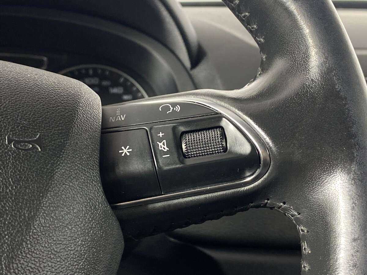 Б/У Ауди К3 2013 года. Фото: #13