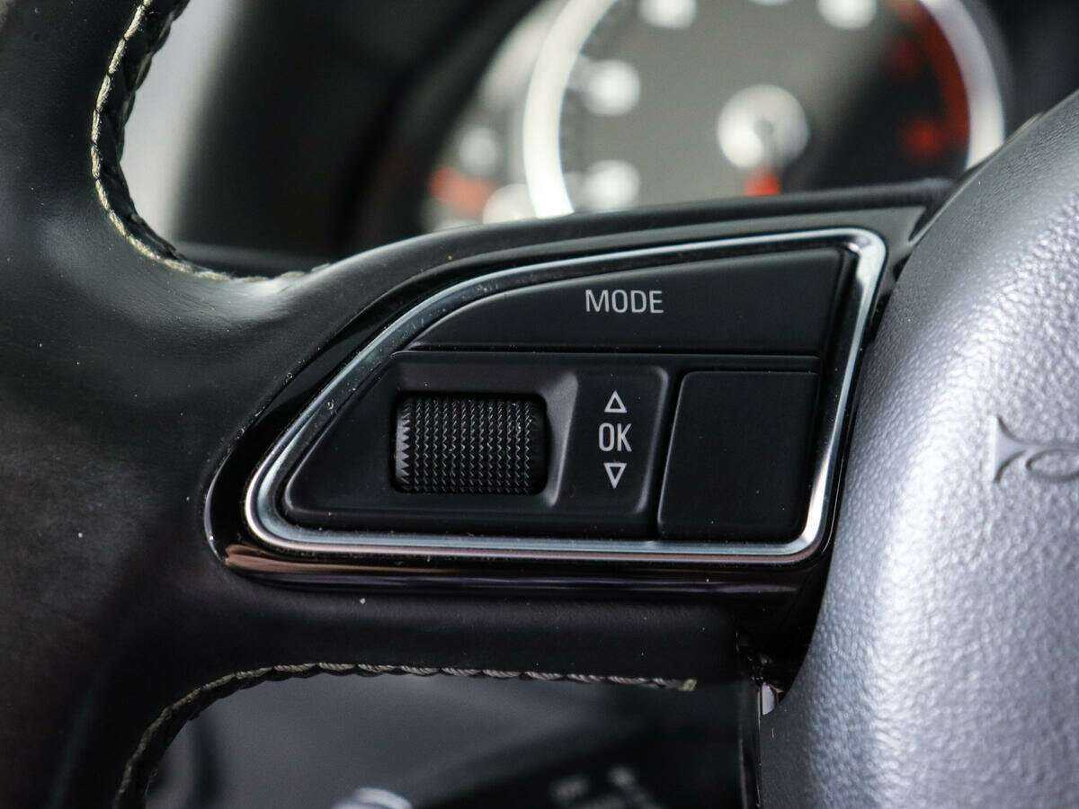 Б/У Ауди К5 2013 года. Фото: #19