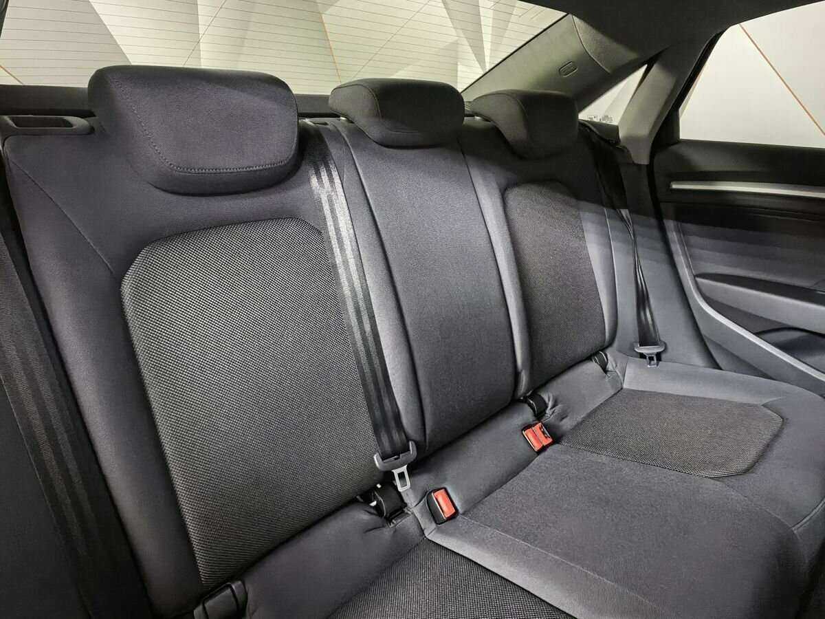 Б/У Ауди А3 2019 года. Фото: #12