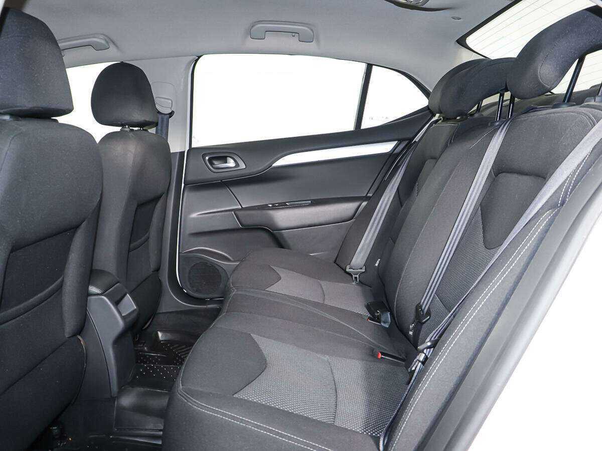 Б/У Ситроен Ц4 2015 года. Фото: #9