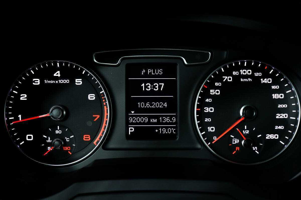 Б/У Ауди К3 2014 года. Фото: #9