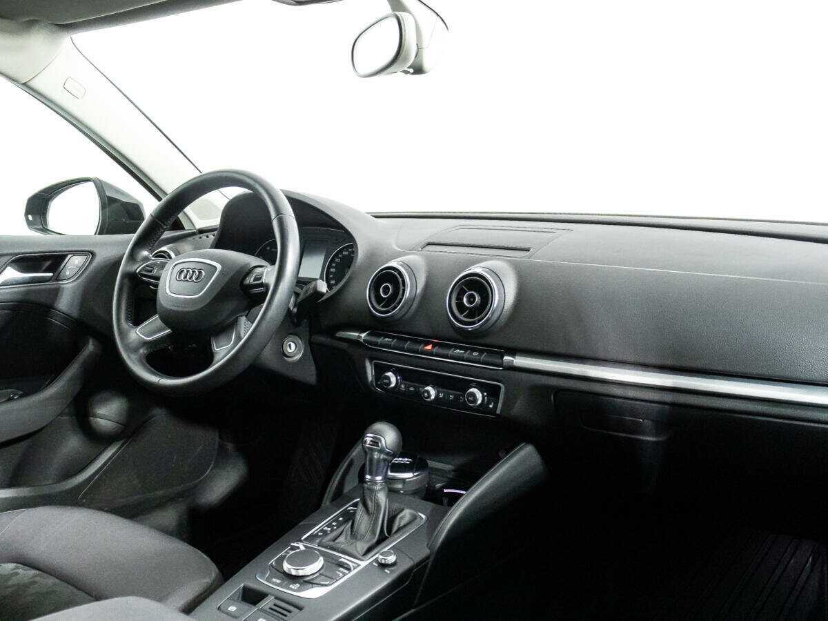 Б/У Ауди А3 2013 года. Фото: #8