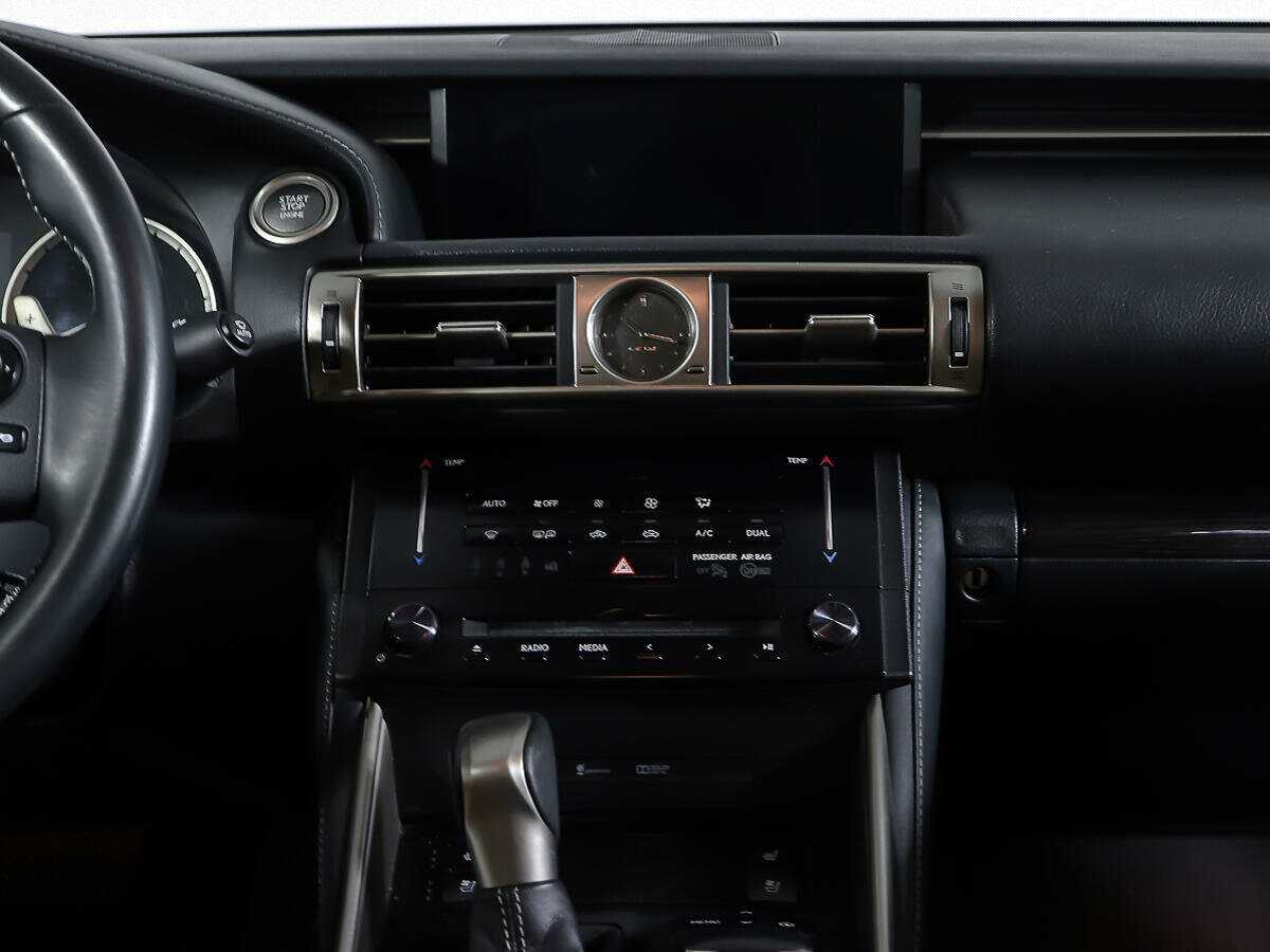 Б/У Лексус ИС 2013 года. Фото: #11