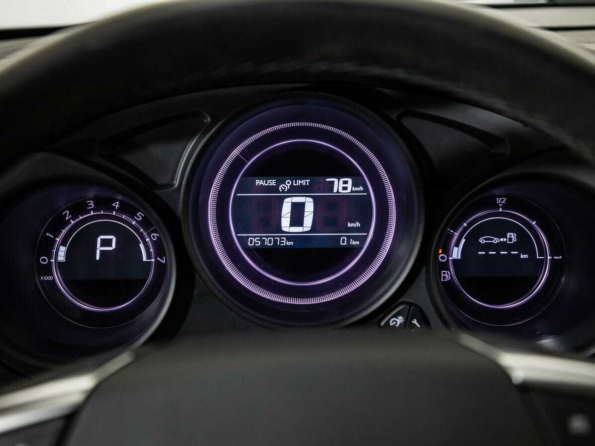 Б/У Ситроен Ц4 2020 года. Фото: #14