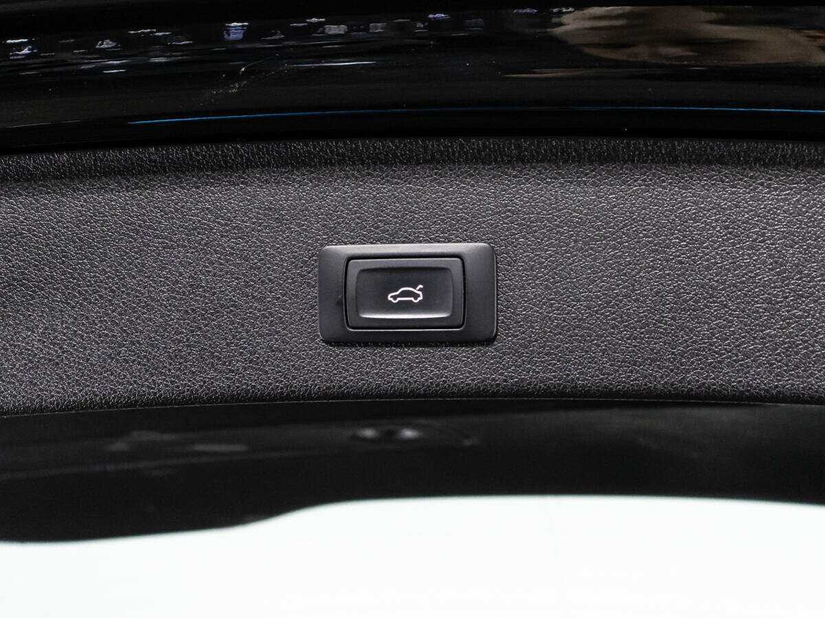 Б/У Ауди К5 2015 года. Фото: #14