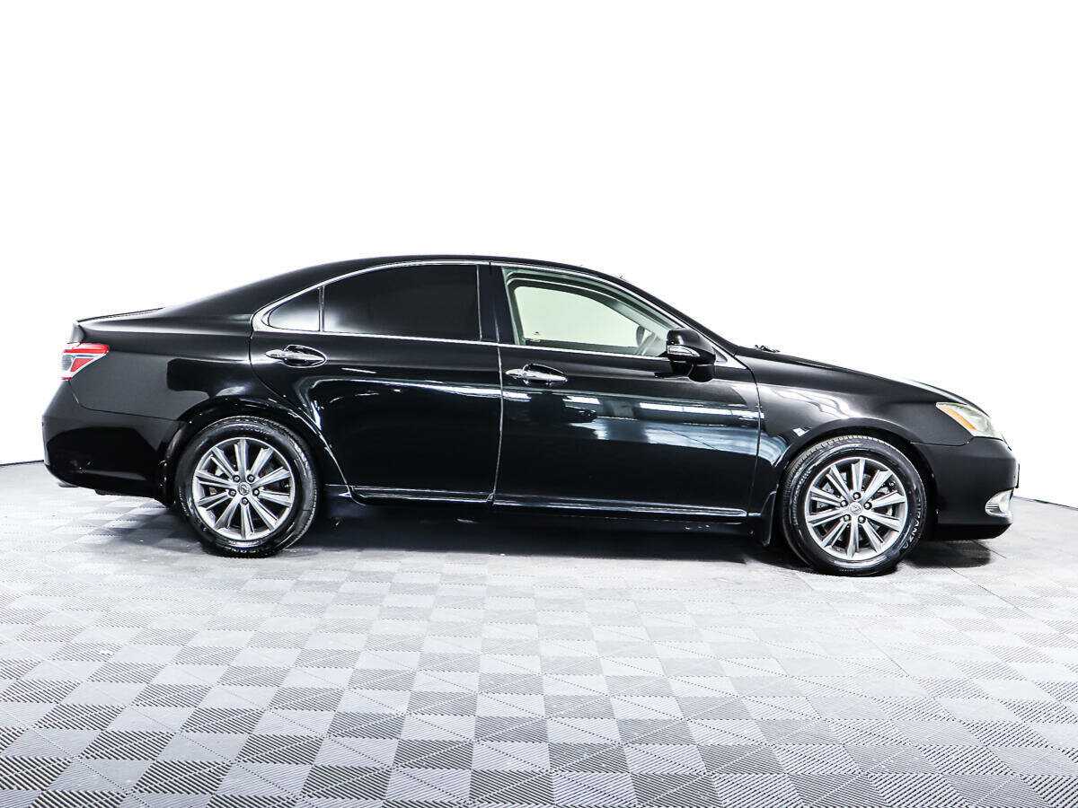 Б/У Лексус ЕС 2012 года. Фото: #3